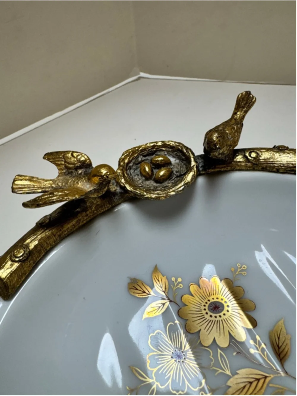 Lefton China White and Gold Bird Bath Vanity Hollywood Regency- 3 pc Set